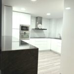 Cocina renovada y funcional en Rubí